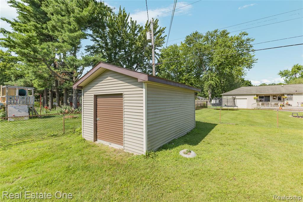 5361 Frankwill Avenue, Clawson, MI — Photo 42