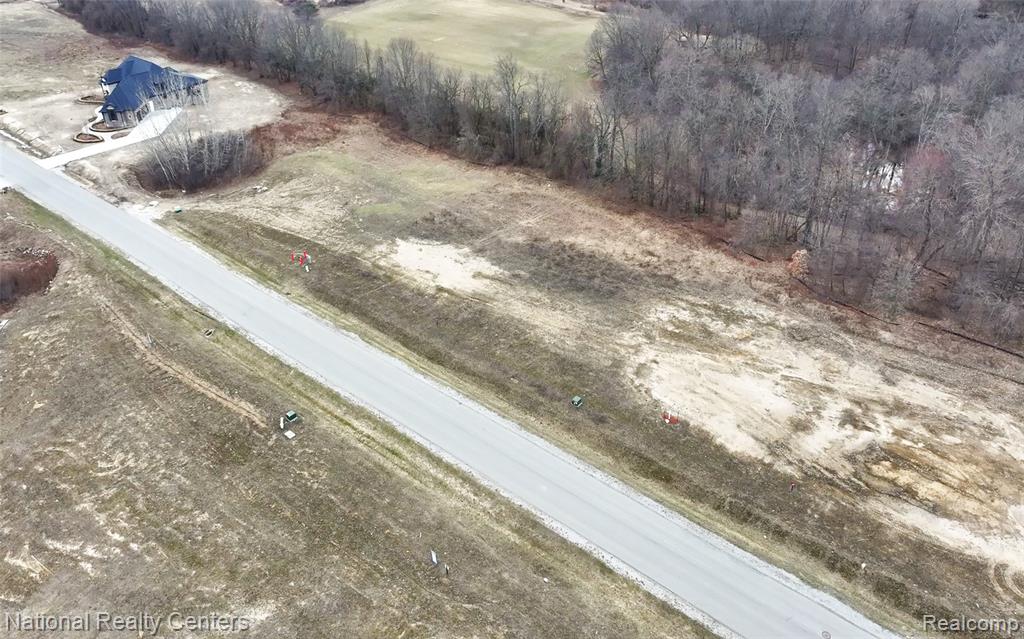 1637 Vista Drive, Oakland, MI — Photo 9