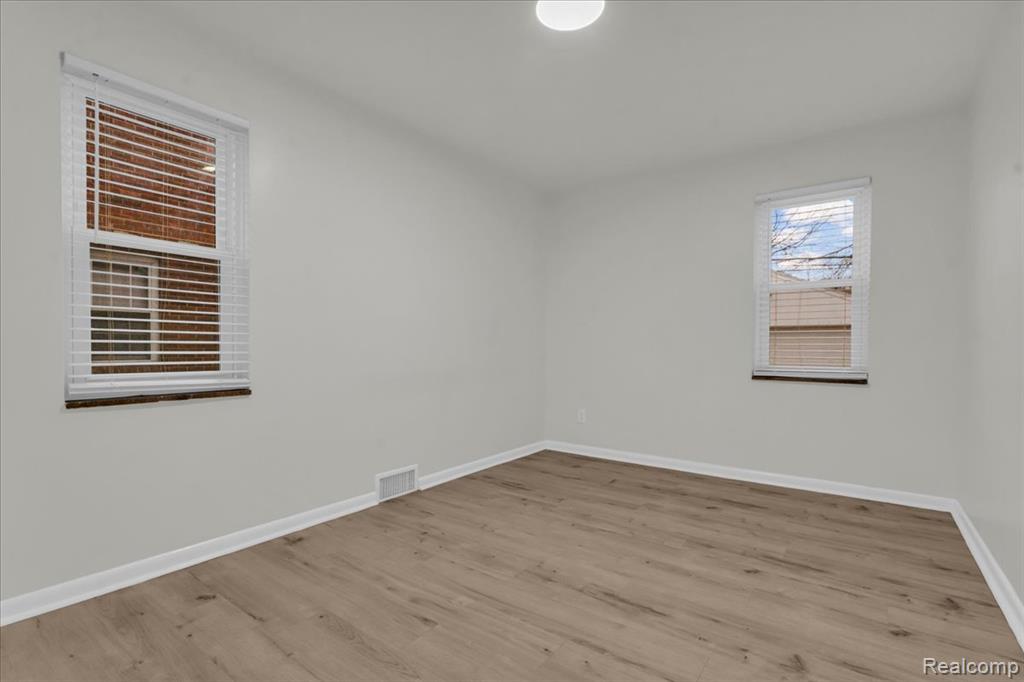 639 N Vernon Street, Dearborn, MI 48128 — Photo 18