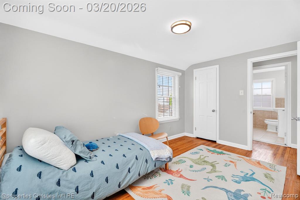 1922 Norwood Drive, Grosse Pointe Woods, MI 48236 — Photo 29