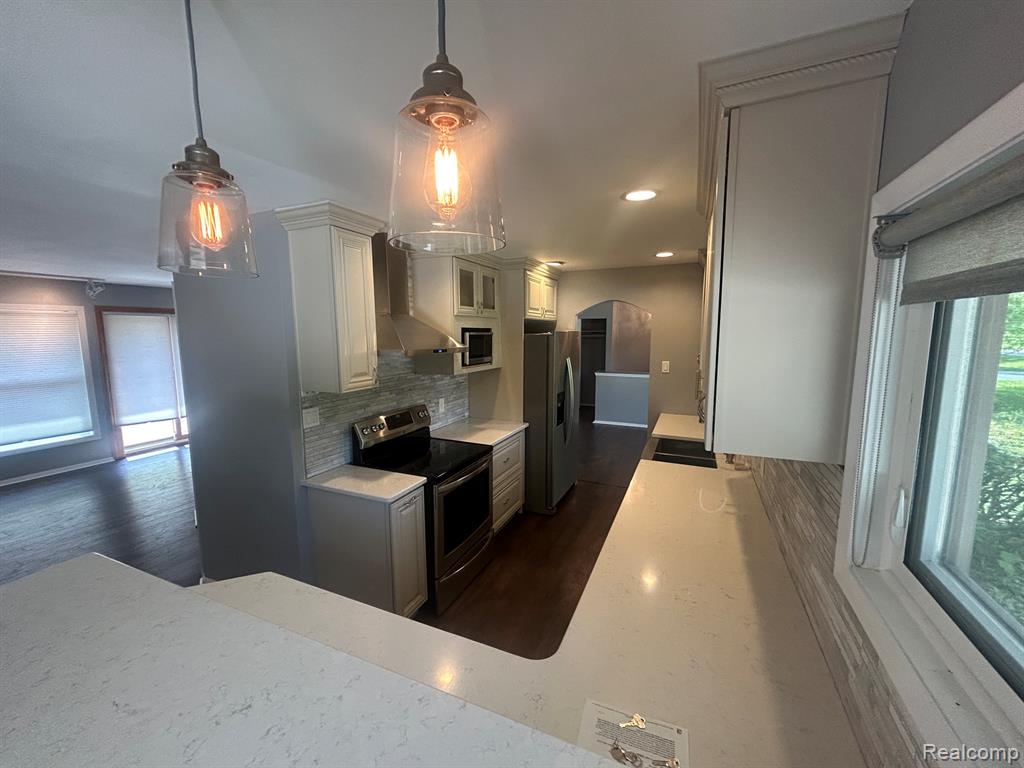5303 W Briarcliff Knoll Drive, West Bloomfield, MI — Photo 14