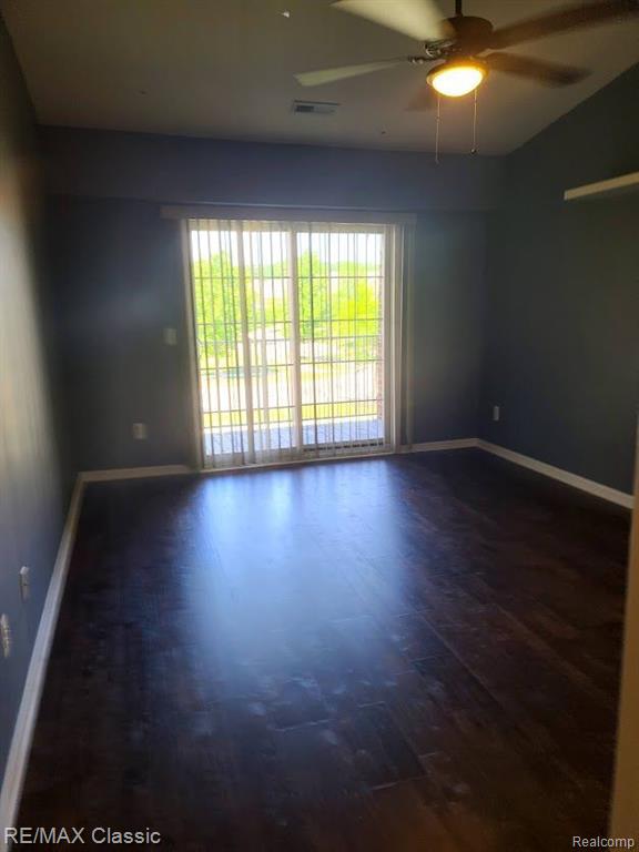 30018 HERITAGE Parkway, Warren, MI 48092 — Photo 15