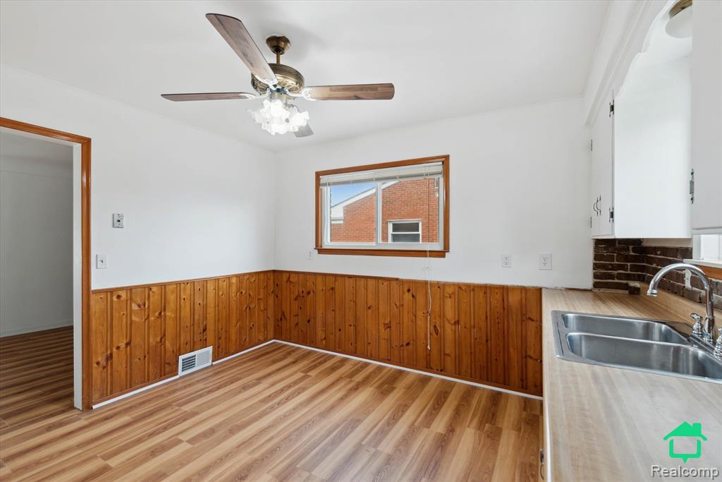 Photo for 32703 Anita Drive, Westland, MI - Listing #20251006501 32703 Anita Drive, Westland, MI