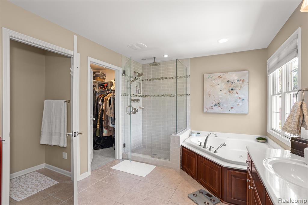 50548 AMBERLEY Boulevard, Canton, MI 48187 — Photo 37