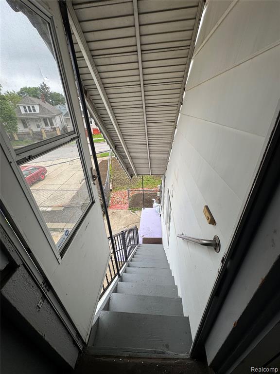 9633 Buffalo Street, Hamtramck, MI 48212 — Photo 34