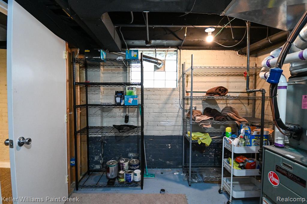 606 N CENTER Street, Royal Oak, MI 48067 — Photo 38