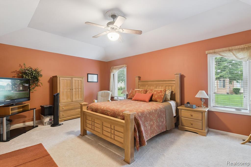 47509 Brockmor Drive, Shelby Twp, MI 48315 — Photo 23
