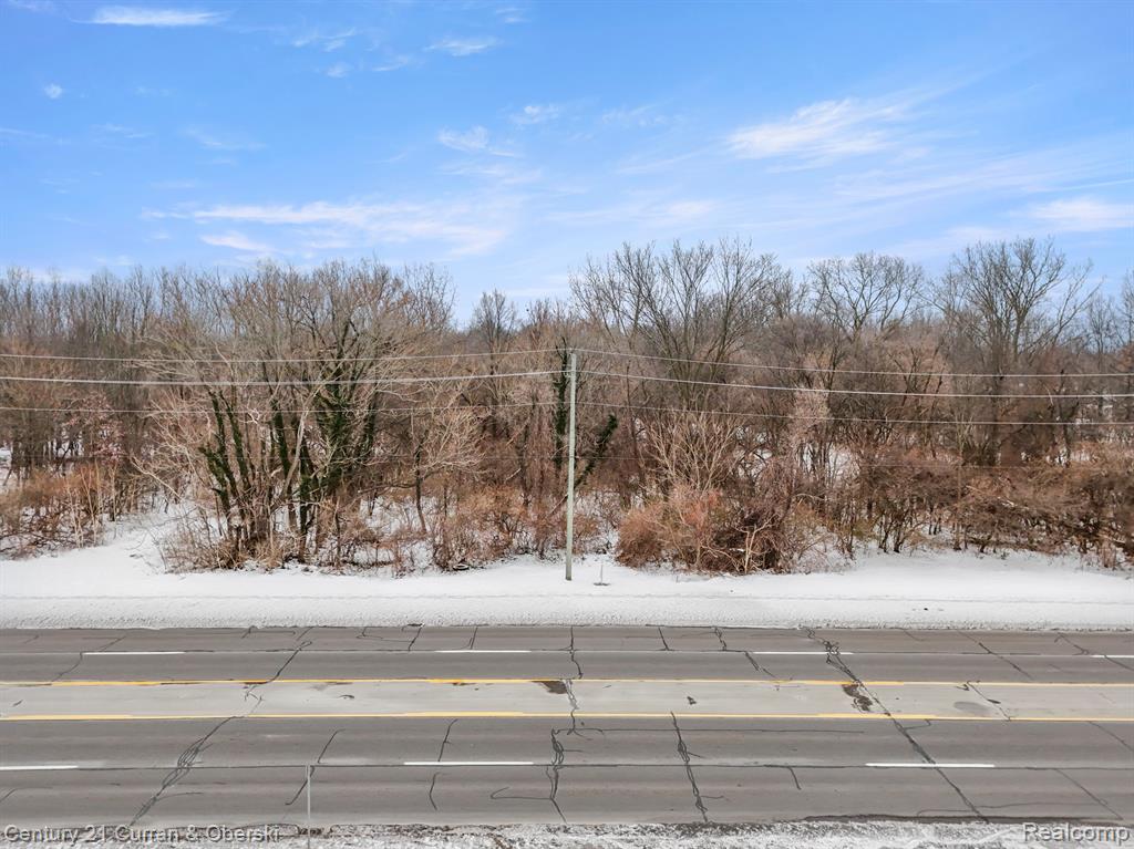 27597 Eureka, Romulus, MI 48174 — Photo 8