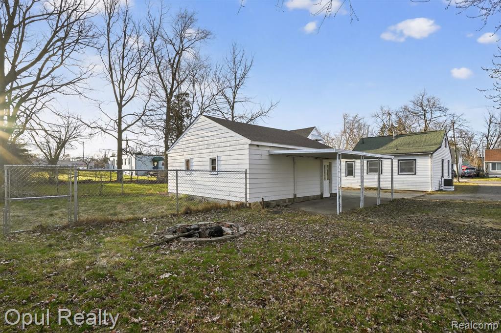522 E Cavanaugh Road, Lansing, MI 48910 — Photo 22