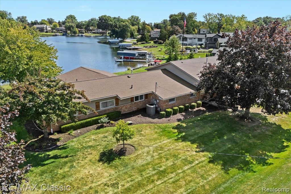 4806 Surfwood Drive, Commerce Twp, MI 48382 — front exterior