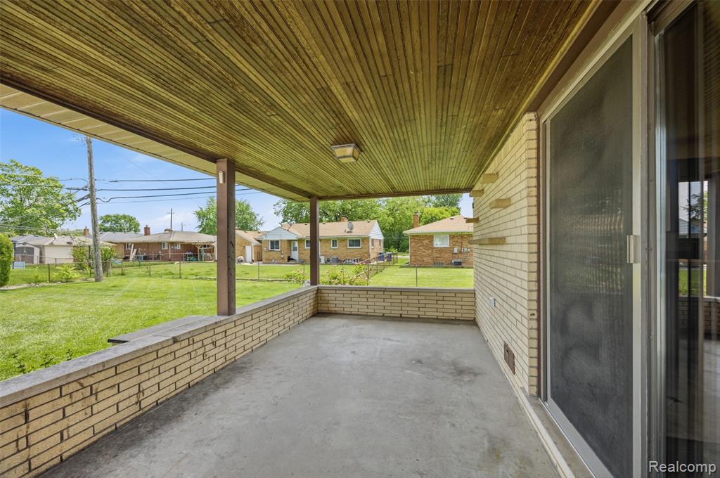 6532 Rockdale Street, Dearborn Heights, MI 48127 — Photo 31