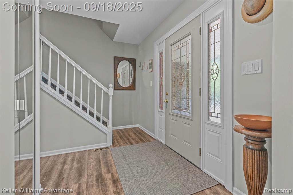 4921 Whitlow Court, Commerce Twp, MI 48382 — Photo 5