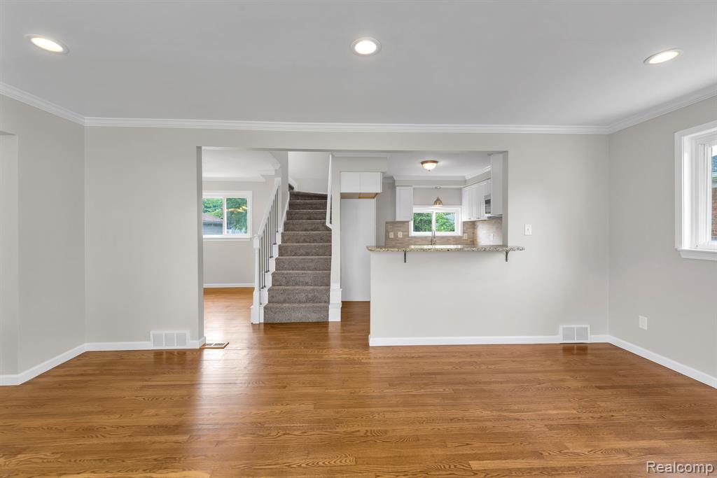3043 Green Street, Lincoln Park, MI 48146 — Photo 9