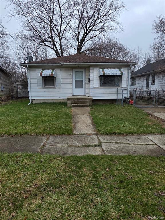 972 BARNEY Avenue, Flint, MI 48503 — front exterior