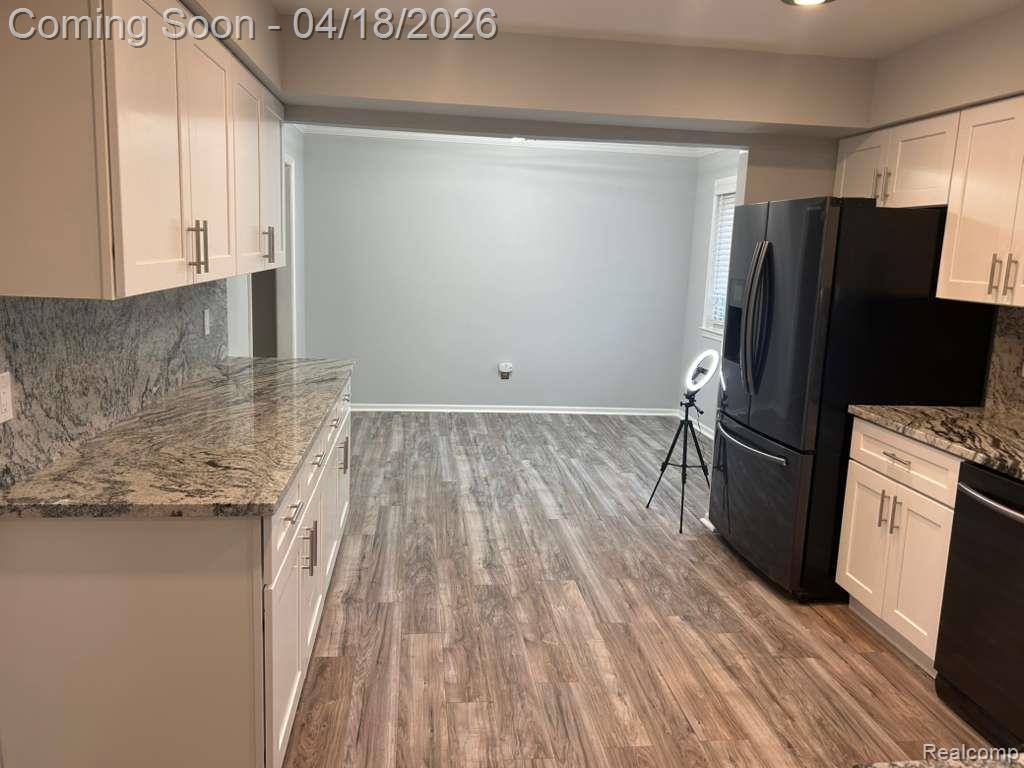 4799 Stoddard Drive, Troy, MI 48085 — Photo 15