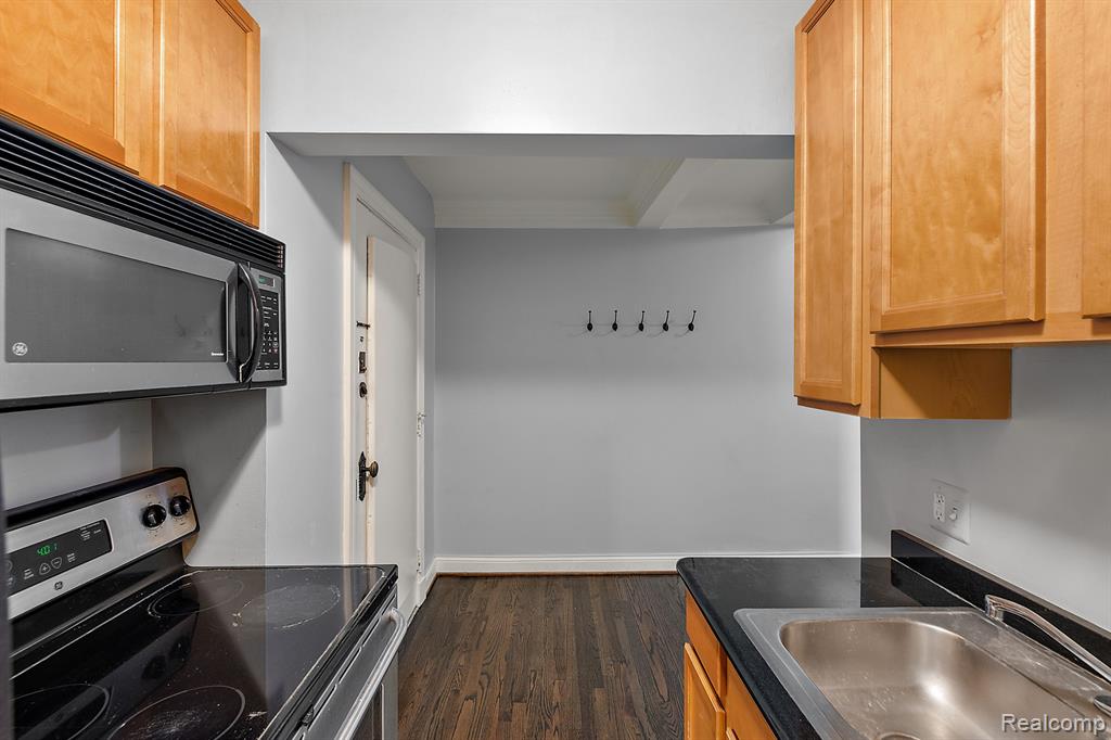 15 E KIRBY Street, 322, Detroit, MI 48202 — Photo 15