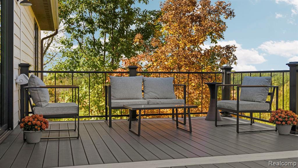 9069 Preserve Drive, Fenton, MI 48430 — Photo 10