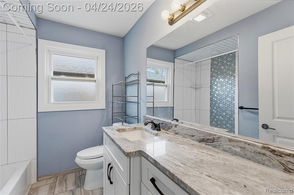 13431 Burton Street, Oak Park, MI 48237 — Photo 16