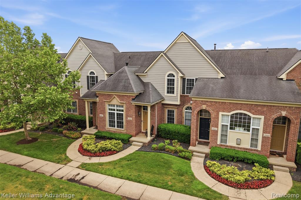 45658 S Stonewood Road, Canton, MI 48187 — Photo 41