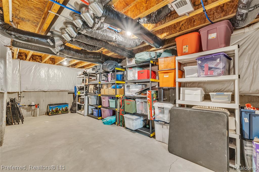 49720 Shoreline Drive, Canton, MI 48187 — Photo 59