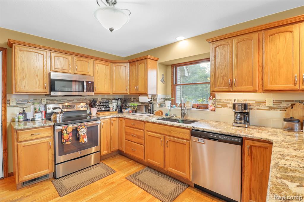 7255 E Atherton Road, Davison, MI 48423 — Photo 16