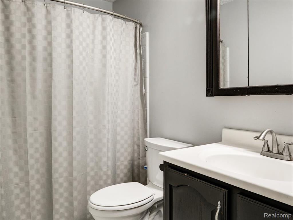1900 River Road, Building C, Unit 2, Marysville, MI 48040 — Photo 20