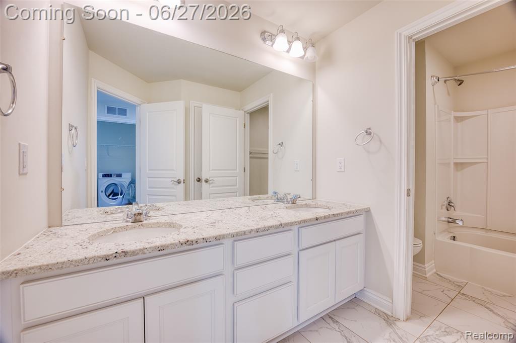 3155 Huntsman Boulevard, Lake Orion, MI — Photo 40