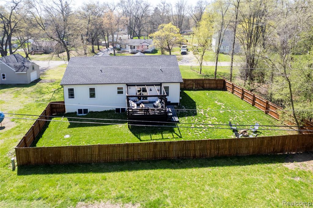 5730 Crescent Road, Waterford, MI 48327 — Photo 39