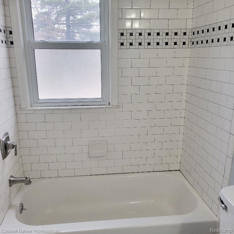 732 ALLEN Street, Ferndale, MI 48220 — Photo 11