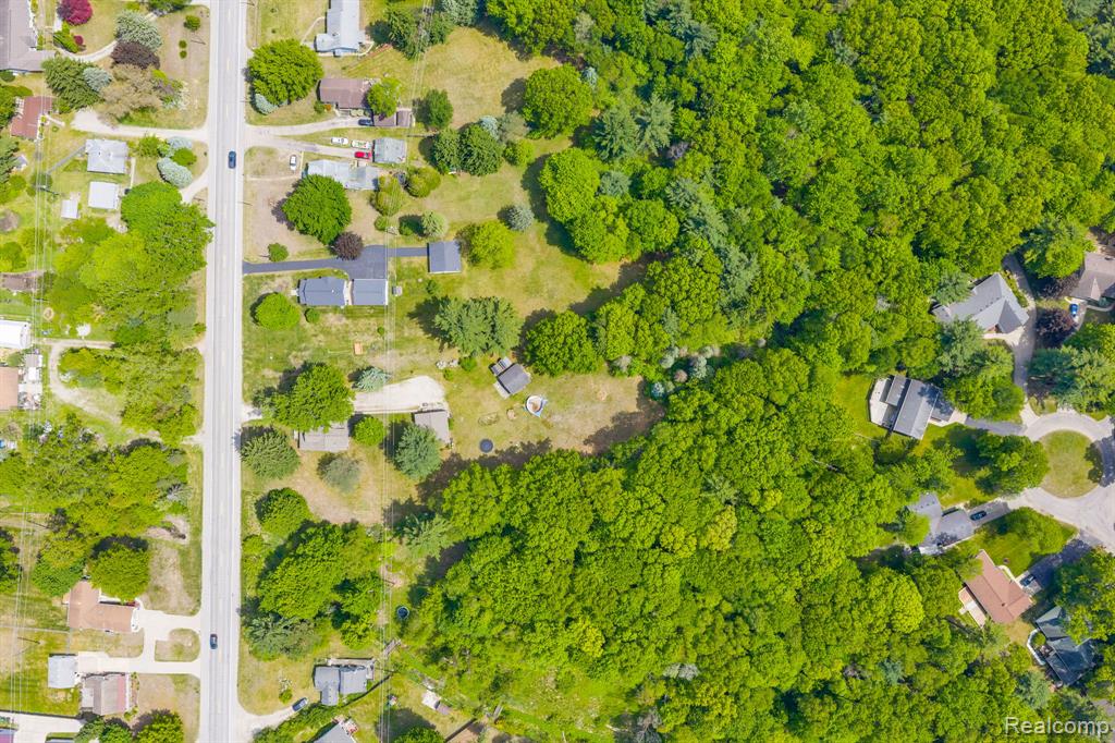 4207 Pine Grove Avenue, Fort Gratiot, MI 48059 — Photo 4