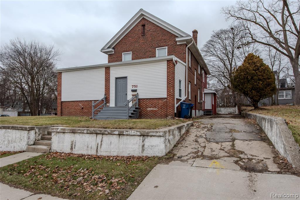 751 Dupont Street, Flint, MI 48504 — front exterior