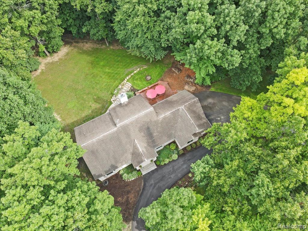 15301 Oak Hollow Drive, Holly, MI 48442 — Photo 54
