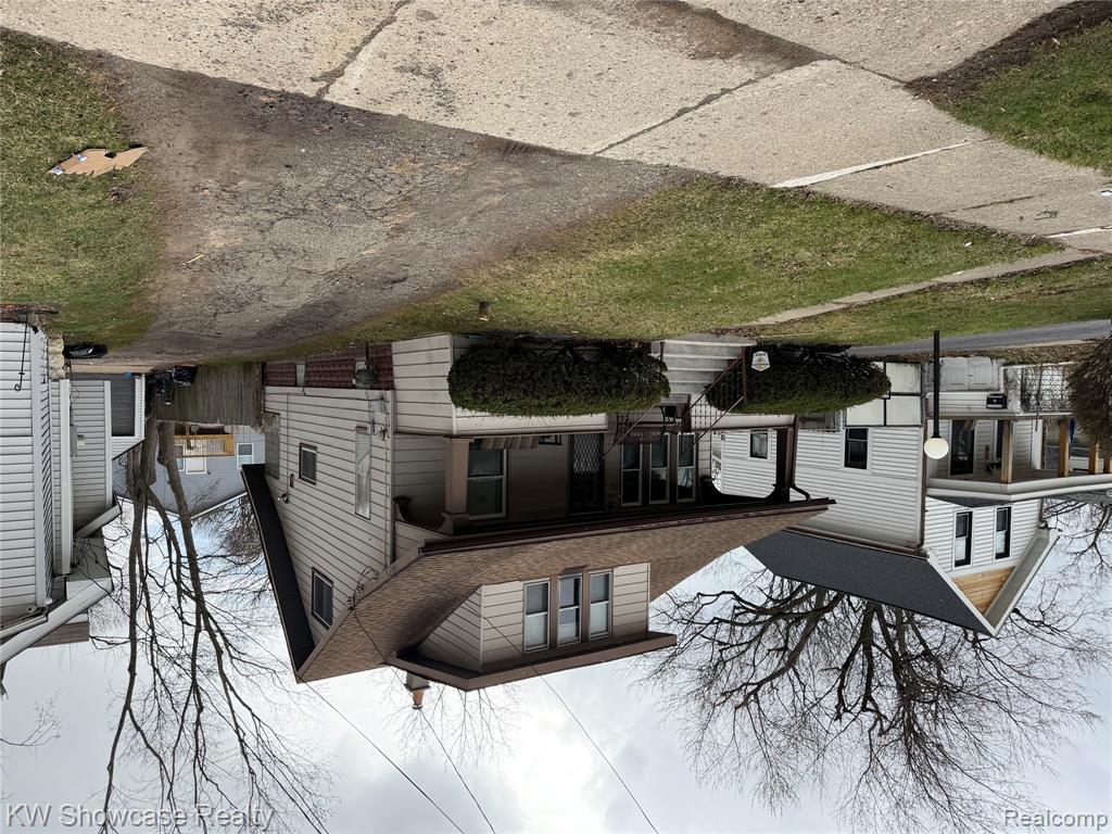24 S Roselawn Street, Pontiac, MI 48342 — Photo 3