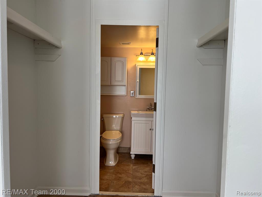 22700 GARRISON Street, 206, Dearborn, MI 48124 — Photo 14