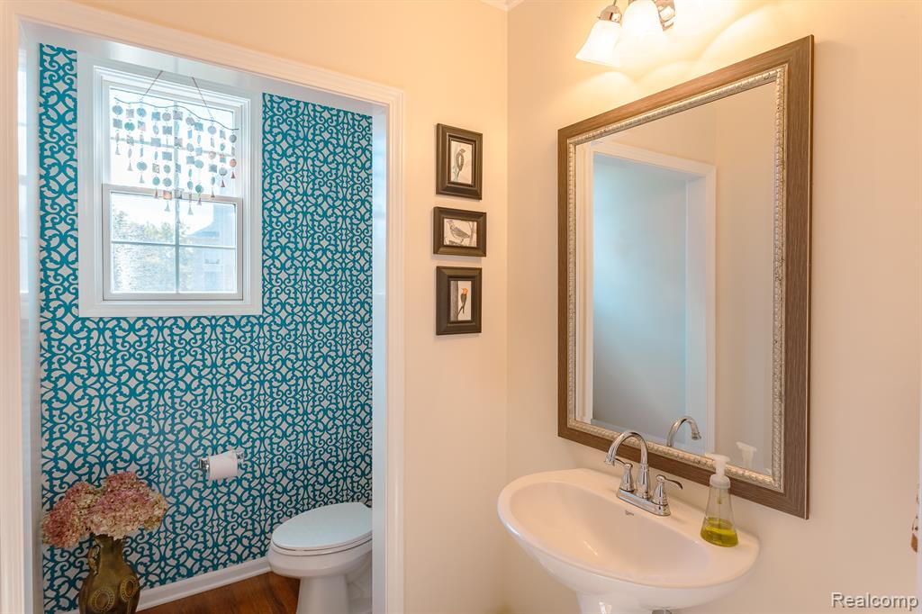 568 Berridge Circle, Lake Orion, MI — Photo 25