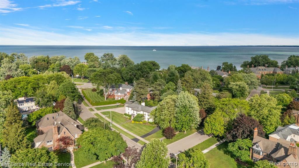 688 Balfour Street, Grosse Pointe Park, MI 48230 — Photo 43