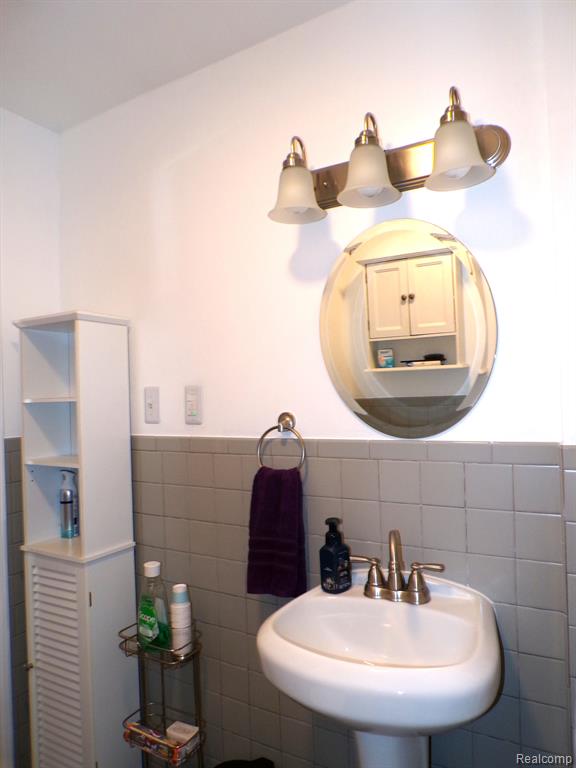4140 ACADEMY Street, Dearborn Heights, MI 48125 — Photo 25