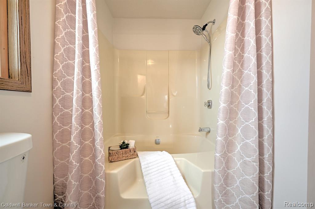 44694 Geddes Road, Canton, MI 48188 — Photo 26