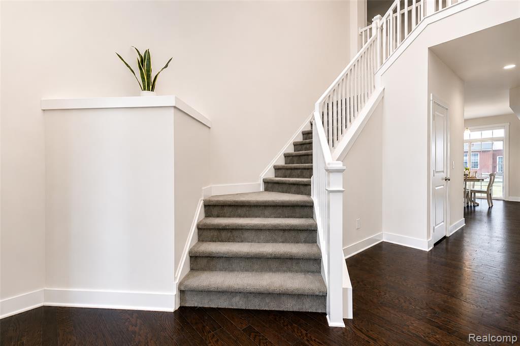 51040 Woodford Drive, Canton, MI 48188 — Photo 6