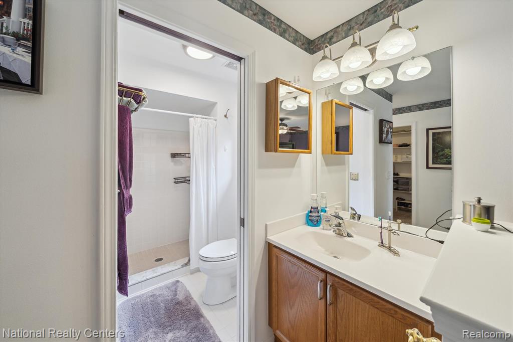 41250 Scarborough Court, Clinton Twp, MI 48038 — Photo 16