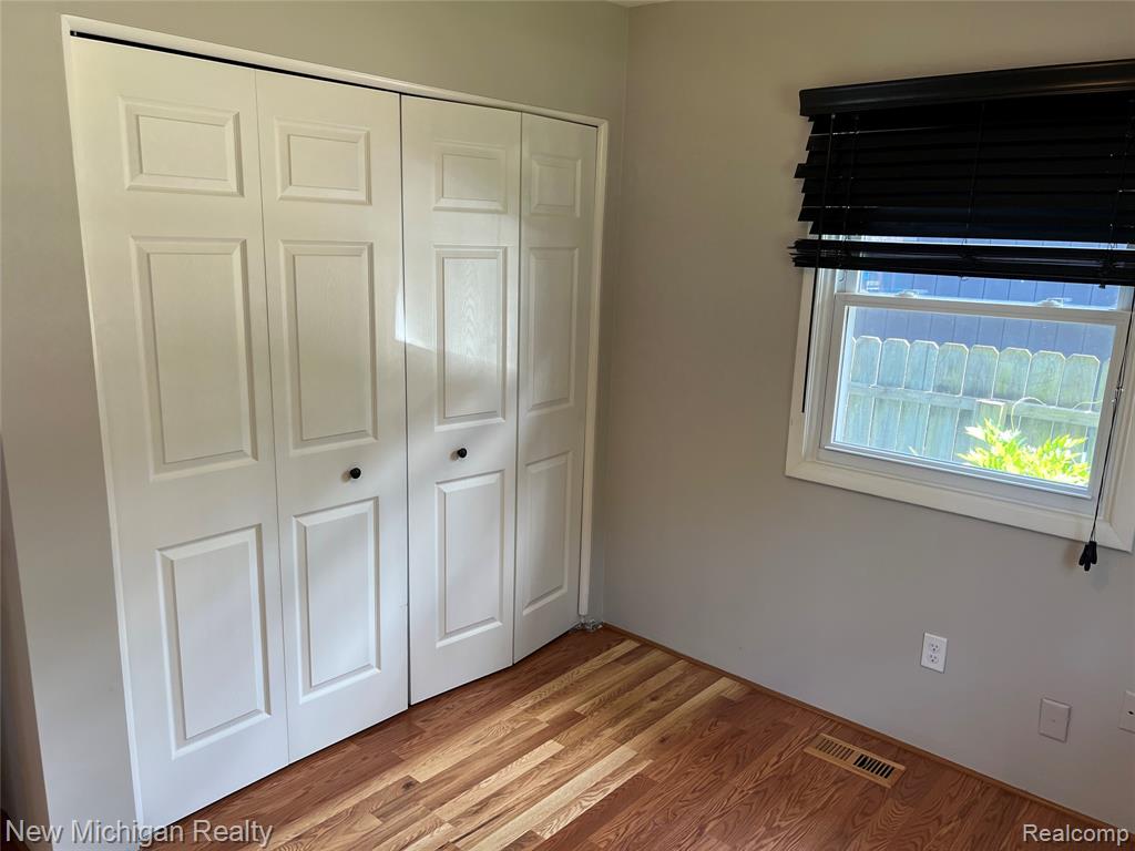 7920 Detroit Boulevard, West Bloomfield, MI 48323 — Photo 19