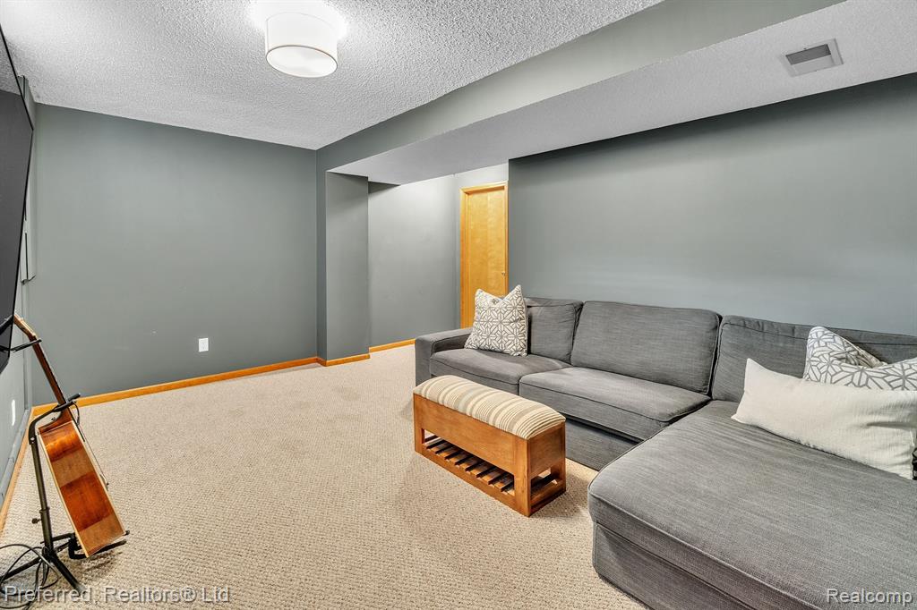 1211 CODY Circle, Saline, MI 48176 — Photo 44