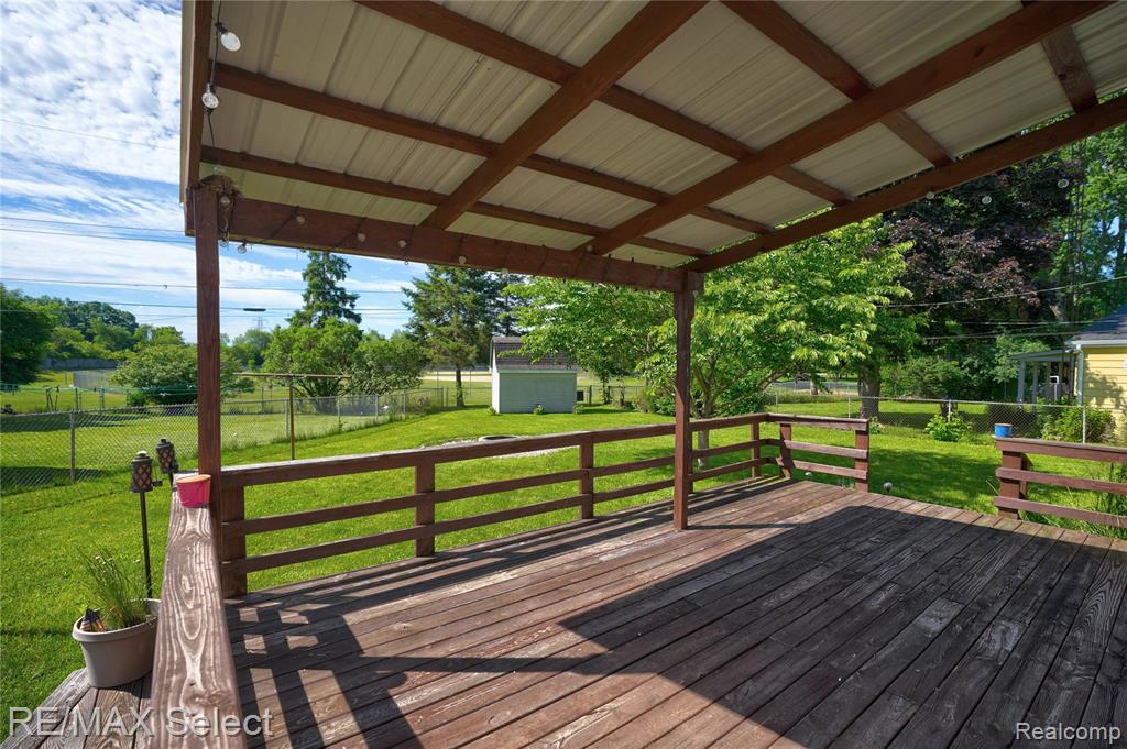 574 Poplar Street, Clio, MI 48420 — Photo 11