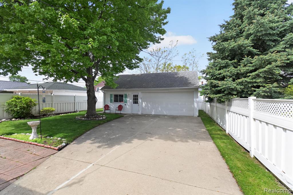 848 7th Street, Wyandotte, MI 48192 — Photo 28