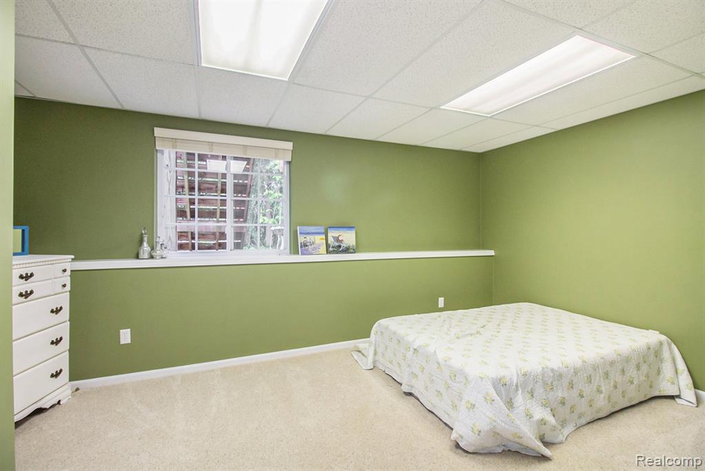 5886 Augusta Lane, Grand Blanc, MI 48439 — Photo 19