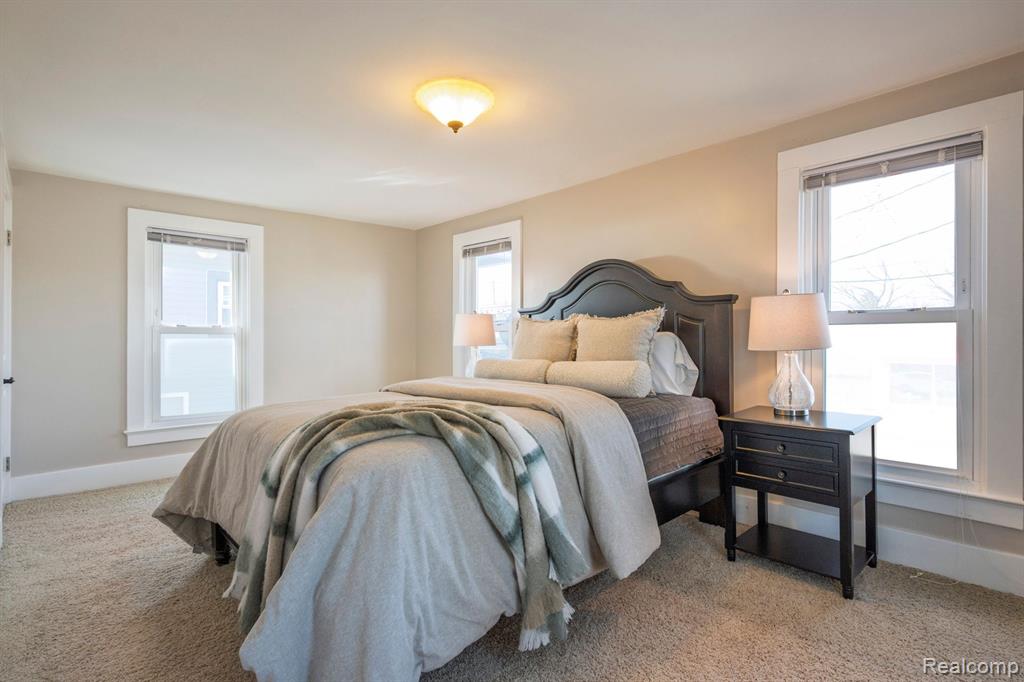 9568 MAIN Street, Whitmore Lake, MI 48189 — Photo 27