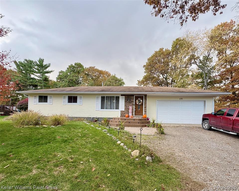 420 Dons Court, Ortonville, MI 48462 — front exterior