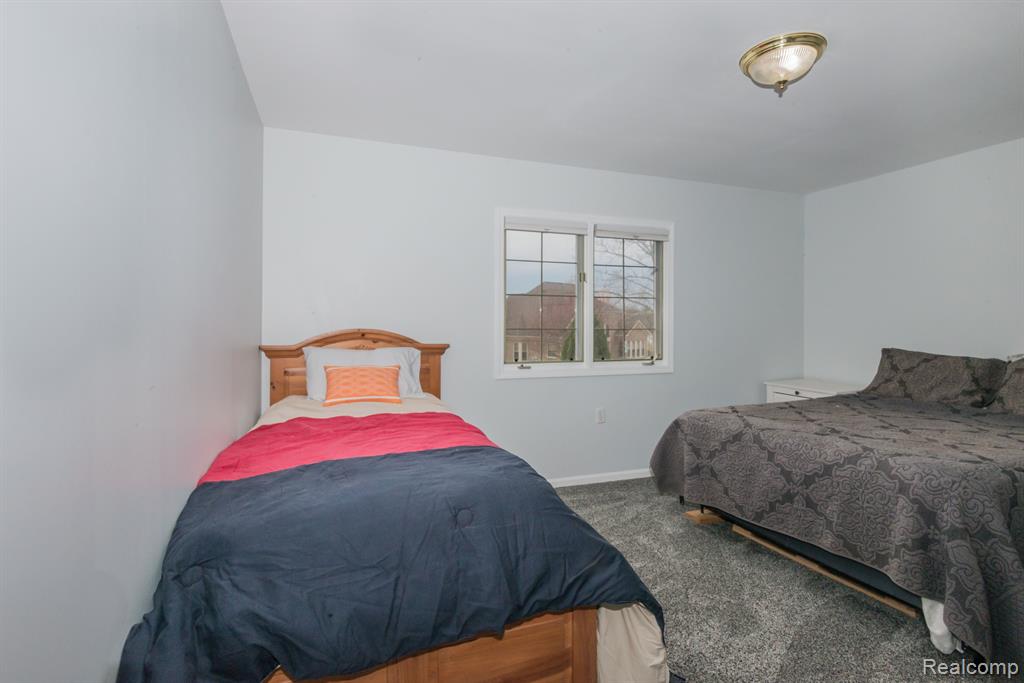 46009 WINDRIDGE Lane, Canton, MI 48188 — Photo 37