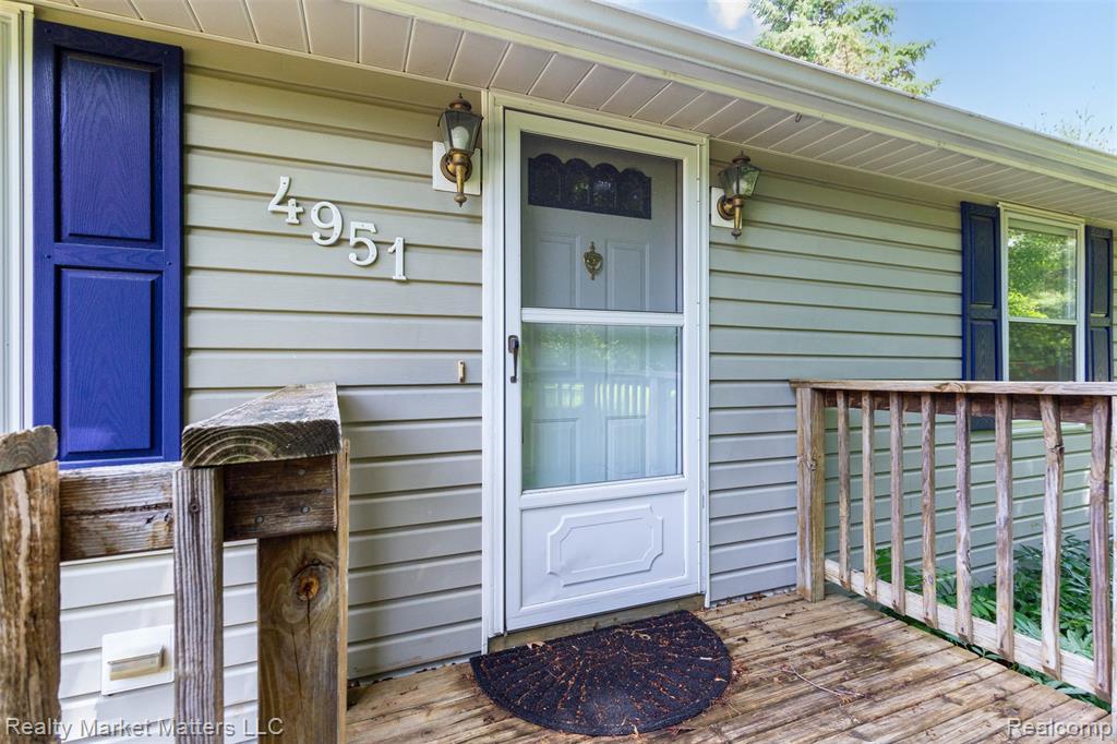 4951 Laur Road, North Branch, MI 48461 — Photo 7