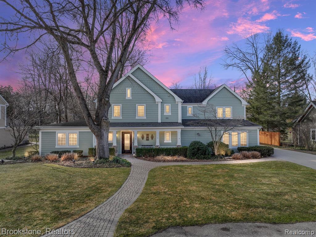 7585 LILAC Court, West Bloomfield, MI 48324 — Photo 2